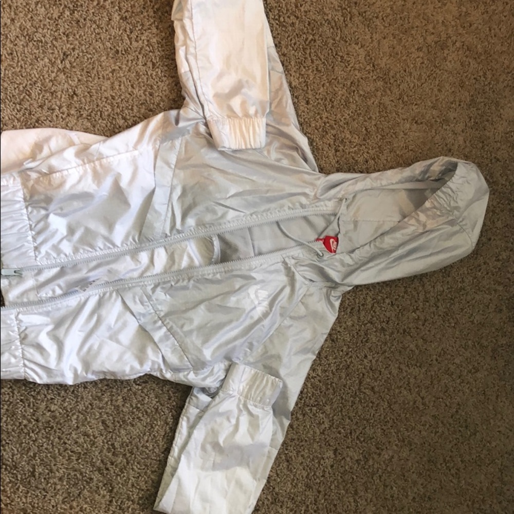 Wind Breaker